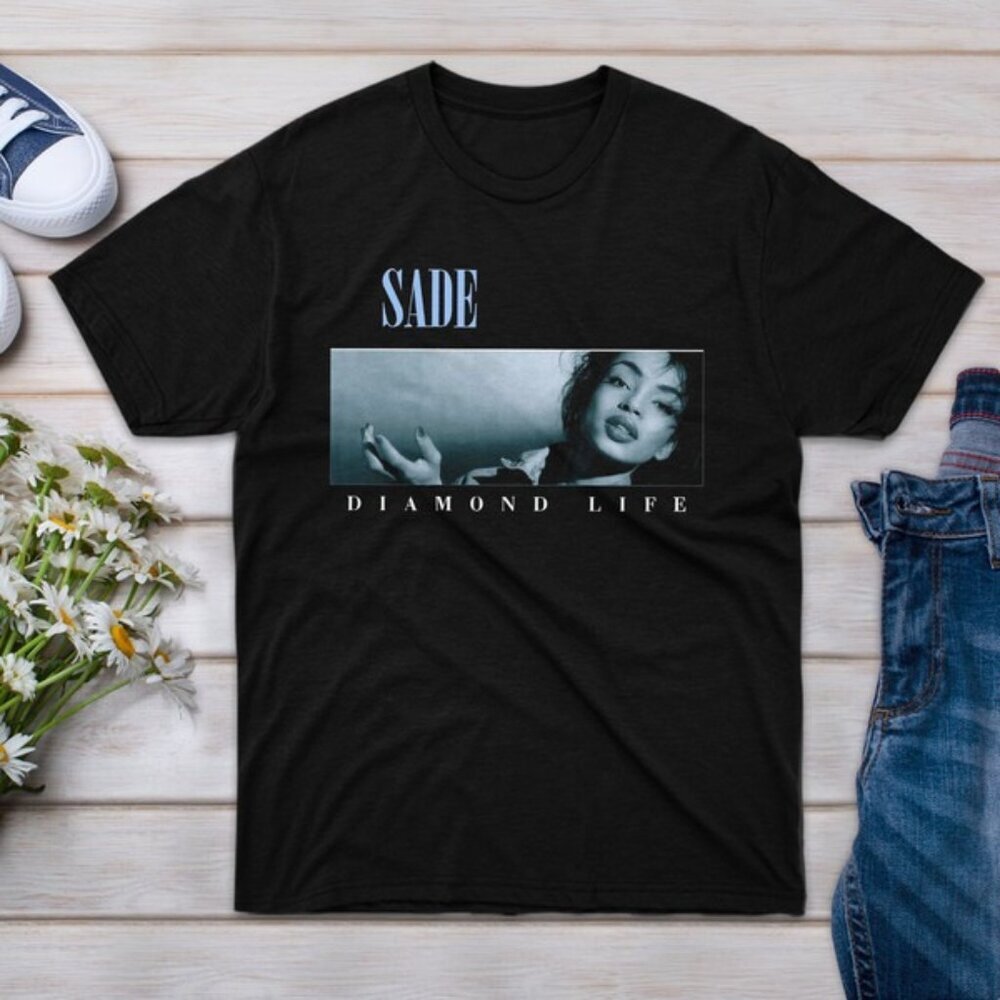 Sade Diamond Life Graphic T-Shirt Music Album Fan Merch Retro Style Tee 91
